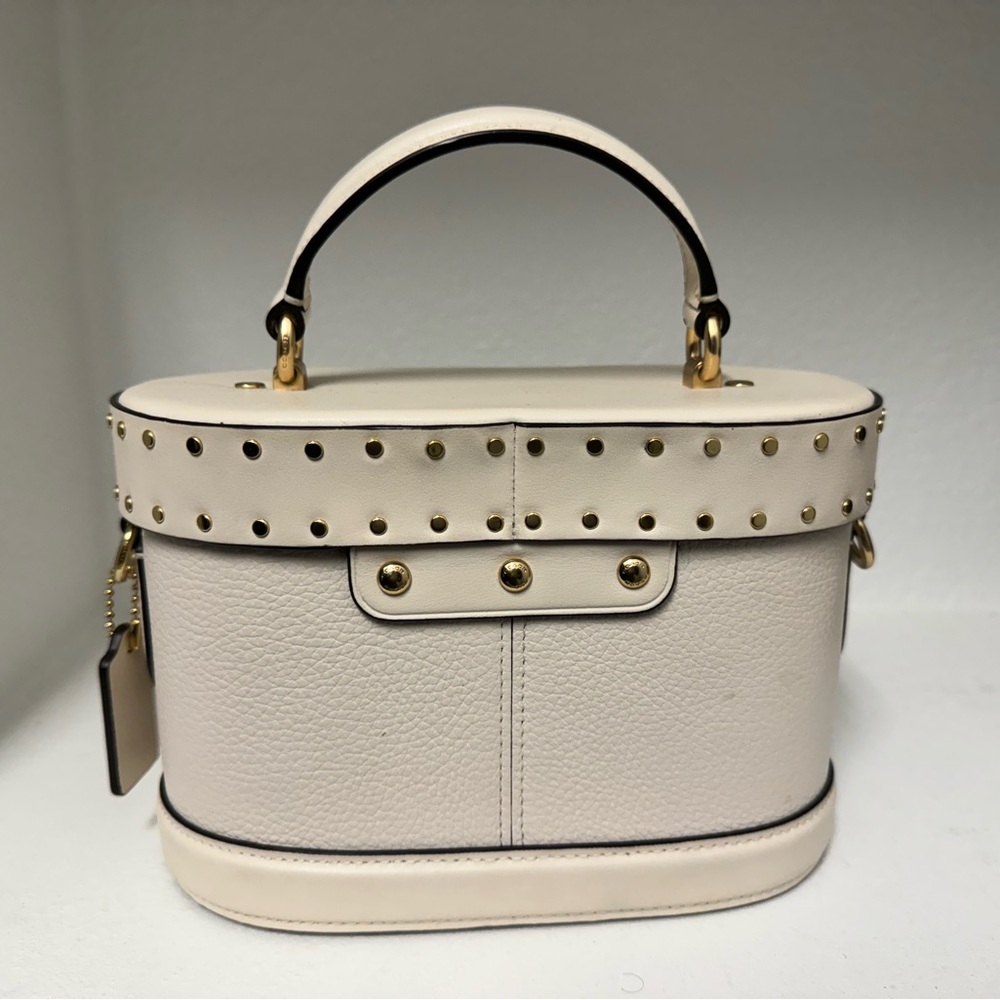 Coach Vanity Bag - Picture 12 of 15